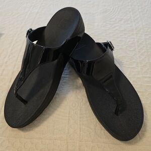 FITFLOPS Patent Leather size 10